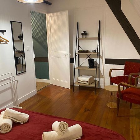 Le Domaine Caribou Bed & Breakfast Sainte-Opportune-la-Mare ภายนอก รูปภาพ