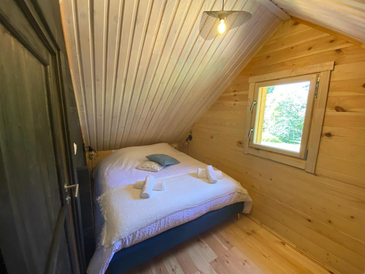 Le Domaine Caribou Bed & Breakfast Sainte-Opportune-la-Mare ภายนอก รูปภาพ