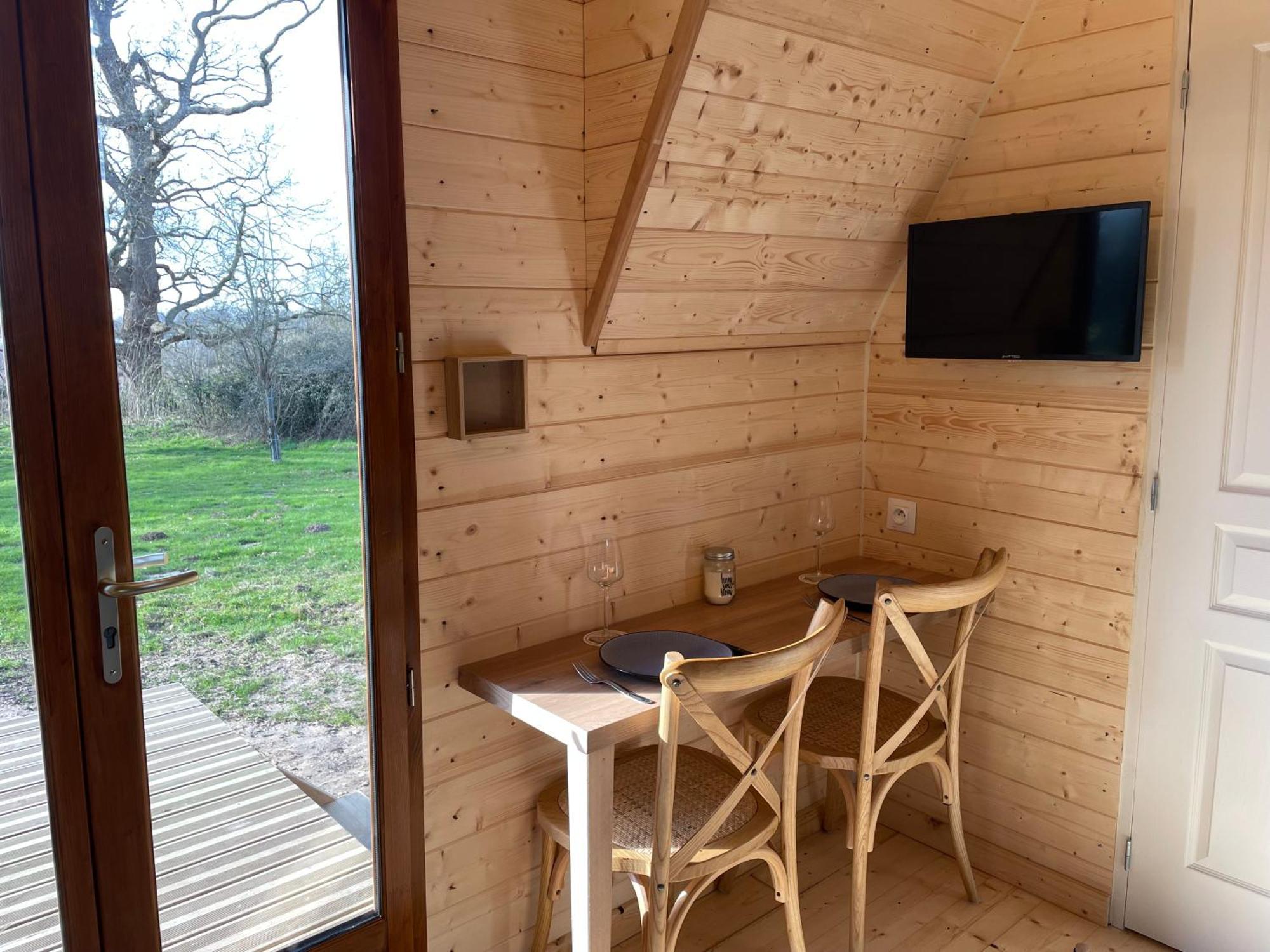 Le Domaine Caribou Bed & Breakfast Sainte-Opportune-la-Mare ภายนอก รูปภาพ